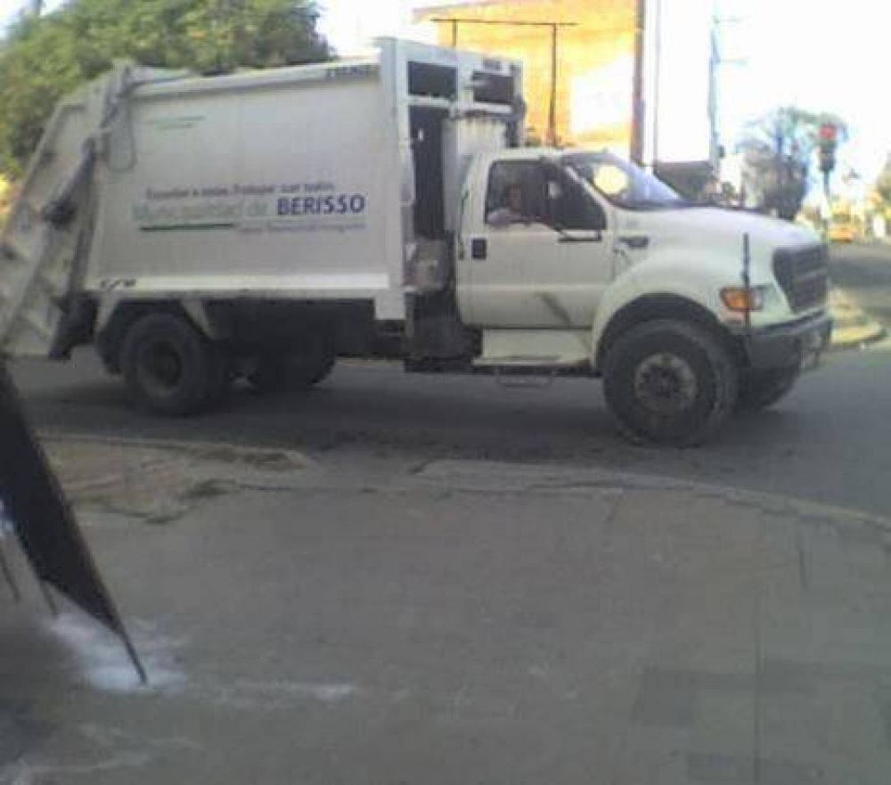 24 de mayo normalmente y el 25 no habr� recolecci�n Recolecci�n de residuos