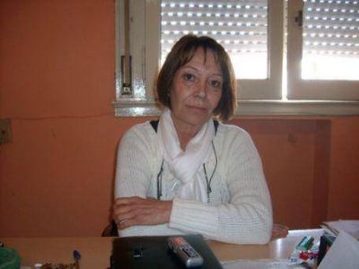Norma Echavarr�a: �Lo ideal es que el chico est� en la escuela�