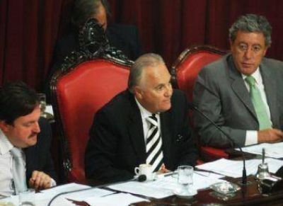 Scarabino impulsa la provincializaci�n del Policl�nico de Bernal