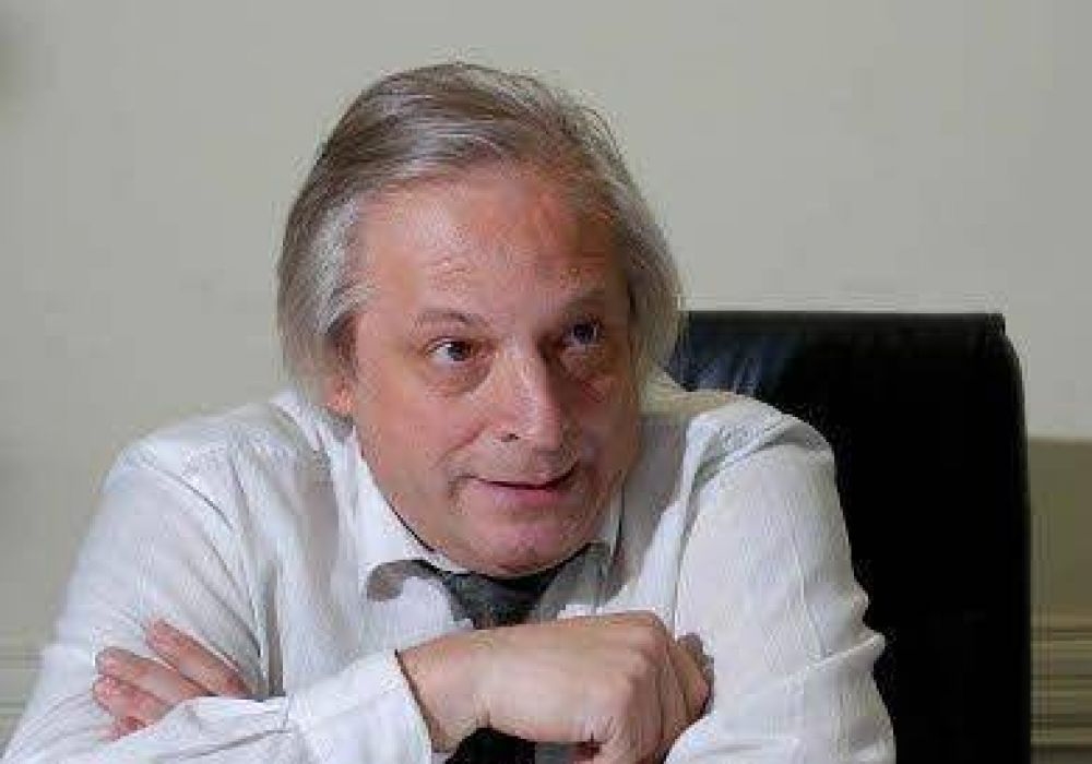 Marcelo Parrilli: 'Tienen un criterio empresarial bobo'