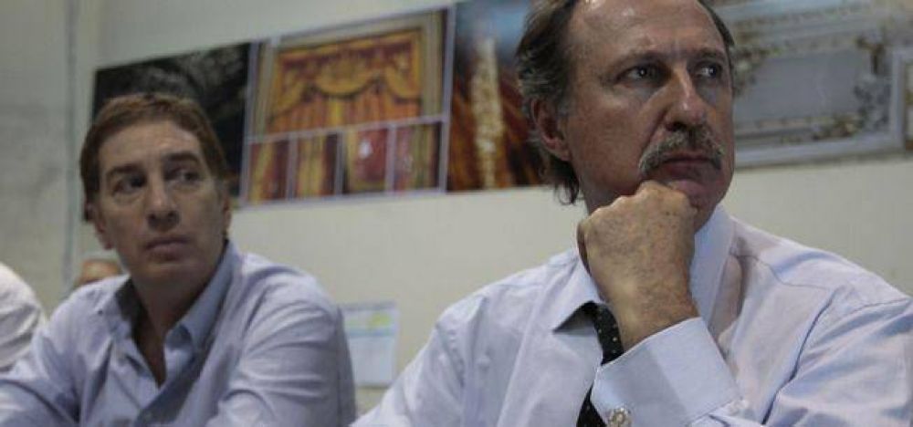 Interna en el gabinete porte�o: Santilli y Chain pelean por los 300 millones del Subte