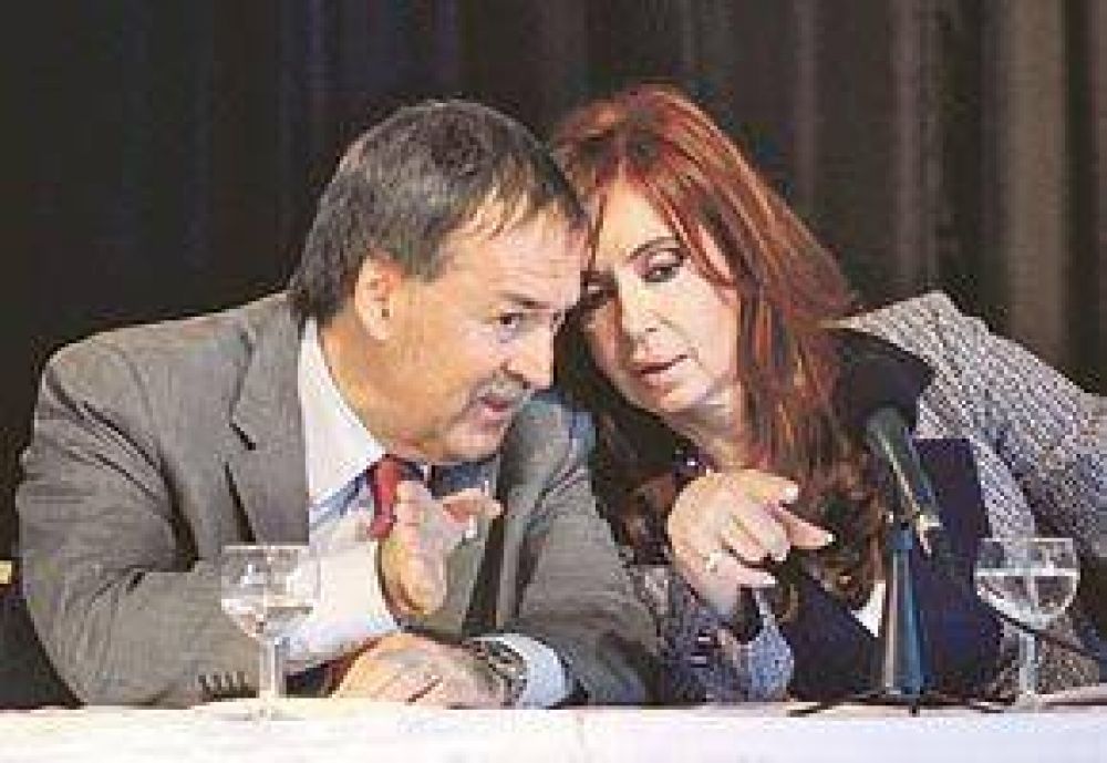 En C�rdoba, Cristina defendi� los costos de una central el�ctrica