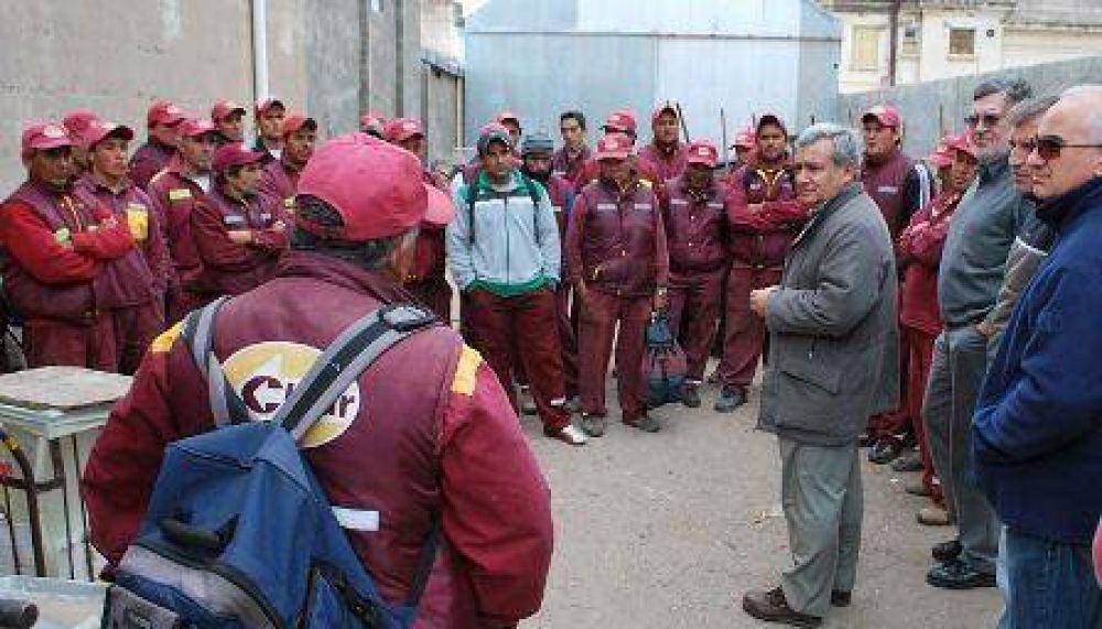 Torroba se reuni� con empleados de Clear: el barrido tambi�n ser� con una empresa municipal