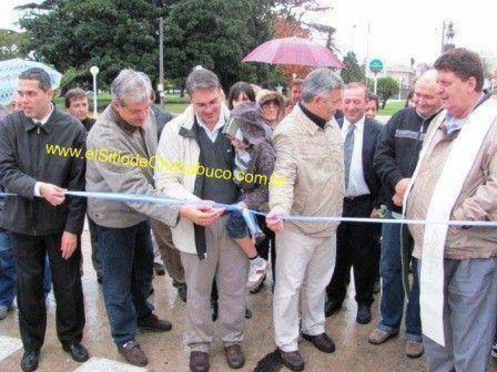 No vino Scioli, s� �Los Palmeras�