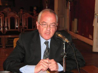 La Municipalidad intim� a Feldman por una deuda de casi 20.000 pesos que le reclaman 