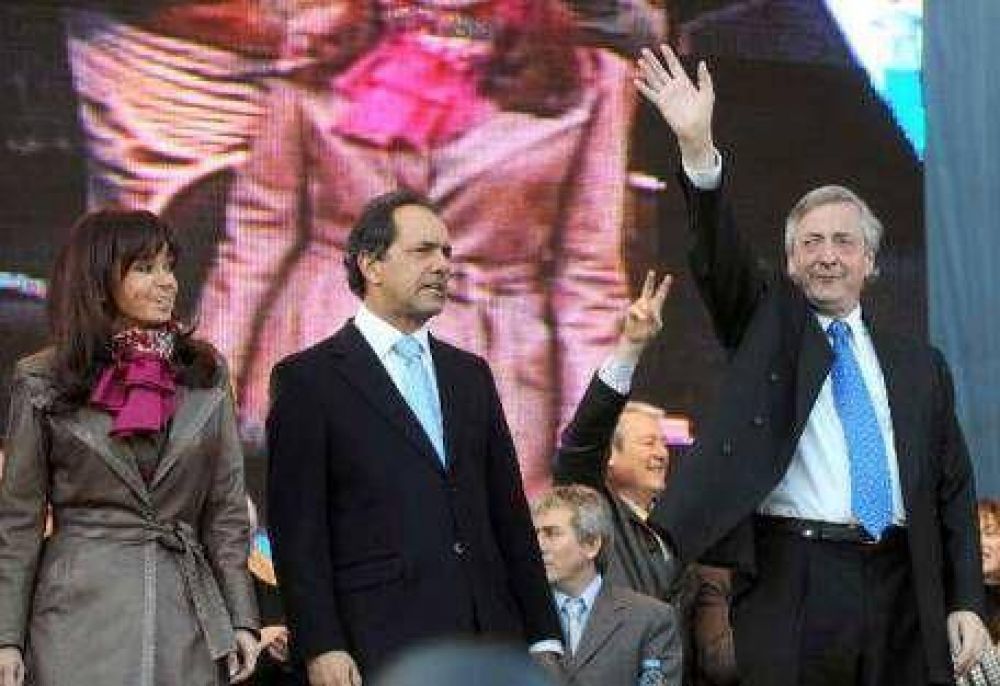 Los gobernadores K se alinean a la decisi�n de Cristina y no van al Col�n