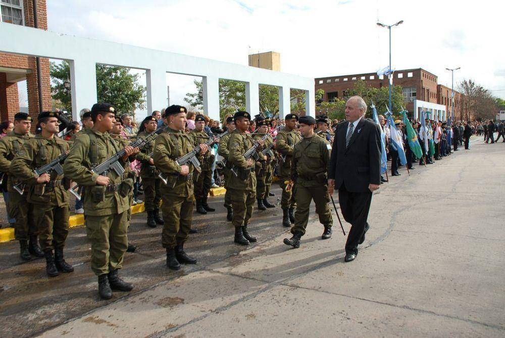 Presidente Per�n - Festejos por el Bicentenario  REGUEIRO: �HOY MAS QUE NUNCA DEBEMOS TRABAJAR UNIDOS�