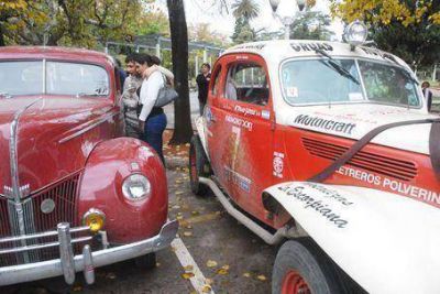 PARTIERON DESDE ESPERANZA EL S�BADO PASADO La "Traves�a del Bicentenario" lleg� a Luj�n