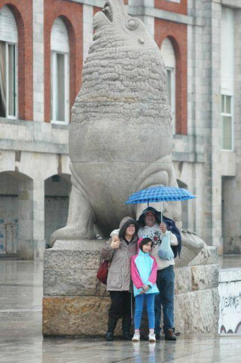 El mal tiempo hizo que algunos turistas anticiparan el regreso a sus ciudades de or�gen