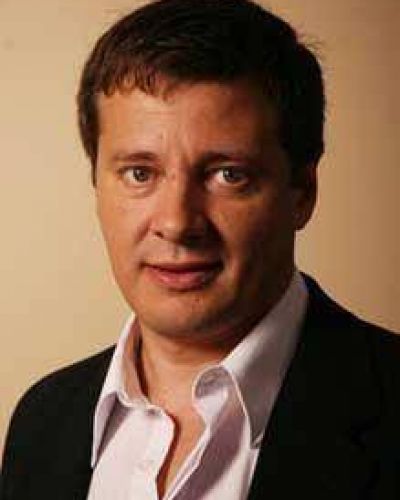 Carri� ya tiene candidato a gobernador bonaerense
