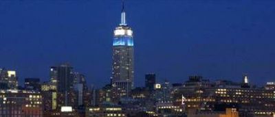 El Empire State de Nueva York se "pint�" de blanco y celeste