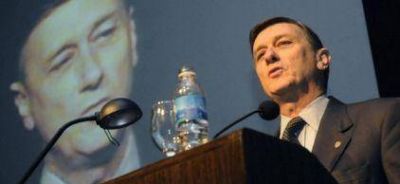 Binner: "Es momento de reflexionar sobre el pa�s que tenemos y meremos los argentinos"