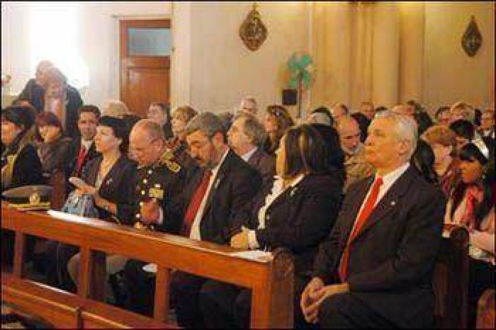 San Martin - IVOSKUS ENCABEZ� EN SAN MART�N FESTEJOS DEL BICENTENARIO