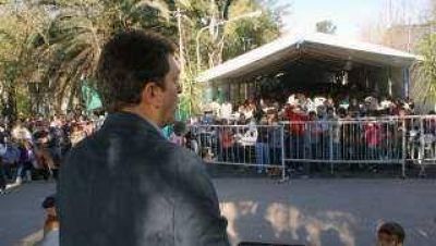La comunidad de Tigre festej� el cumplea�os de la Patria