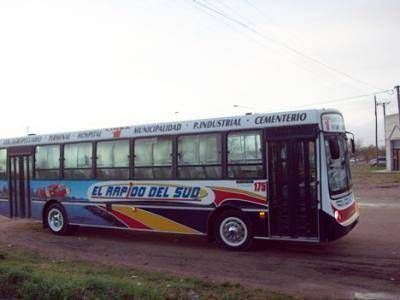 El combustible subsidiado permiti� la vuelta de los colectivos urbanos con un boleto un 40 % mas barato