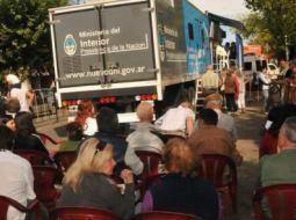 Tres de Febrero: Llega unidad m�vil para DNI