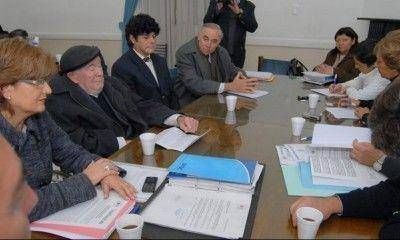 REVISORES DE CUENTAS Ratifican denuncias de presuntas irregularidades en el IDR