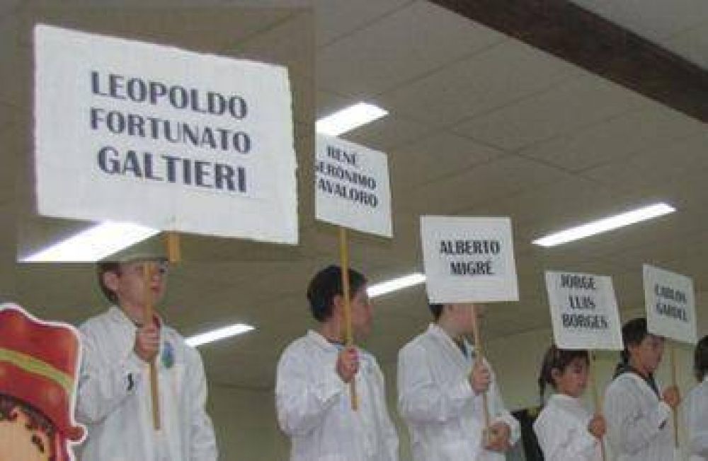 La maestra de Campos sigue reivindicando a Galtieri y ahora tambi�n a Roca: "gracias a �l, estamos ac�" 