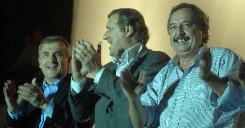 Alfons�n pidi� el voto para la interna bonaerense y vaticin� un triunfo en las presidenciales