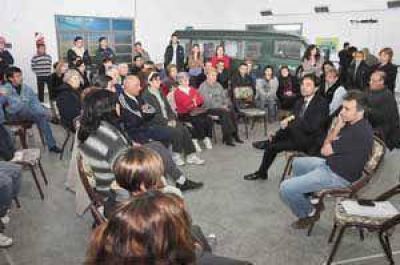 Pittelli se reuni� con vecinos  