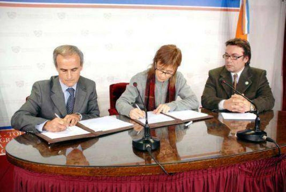 El Gobierno y la Oficina Anticorrupci�n firmaron acuerdo de cooperaci�n