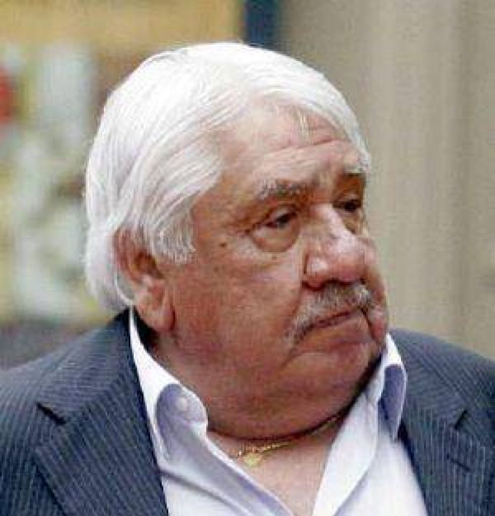 El gremio Luz y Fuerza pidi� reabrir las paritarias, quiere suba de 35%