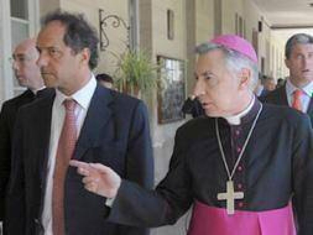 Fallo firme para matrimonio gay en La Plata y cr�ticas de Aguer a Scioli