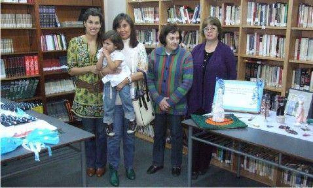 Alumnos de la Escuela de Educaci�n N� 701 exponen en la Biblioteca P�blica Municipal