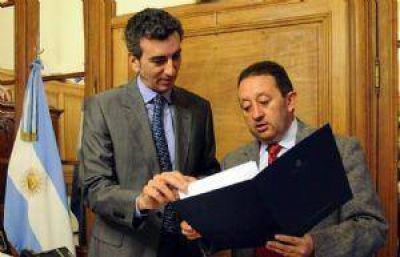 Jaque pide a Cristina cambiar el decreto