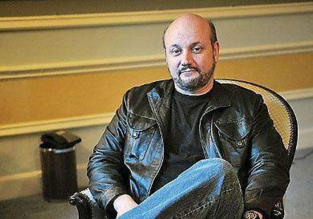 Campanella ser� distinguido en la Legislatura