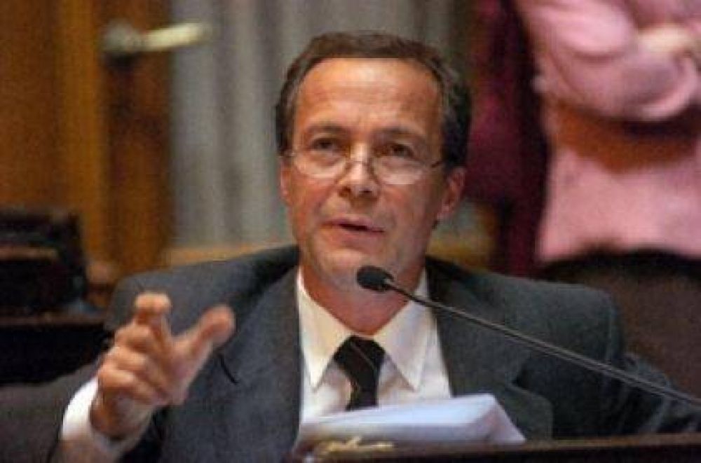 Para Giustiniani, a�n no es el momento de hablar de candidaturas