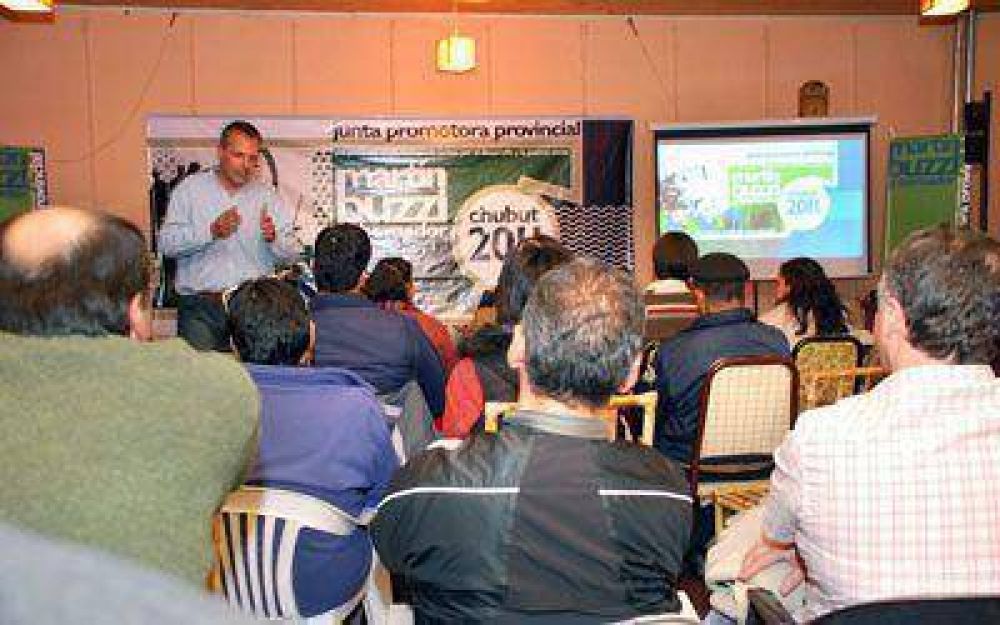 Buzzi considera que su mensaje est� siendo bien recibido en todo Chubut