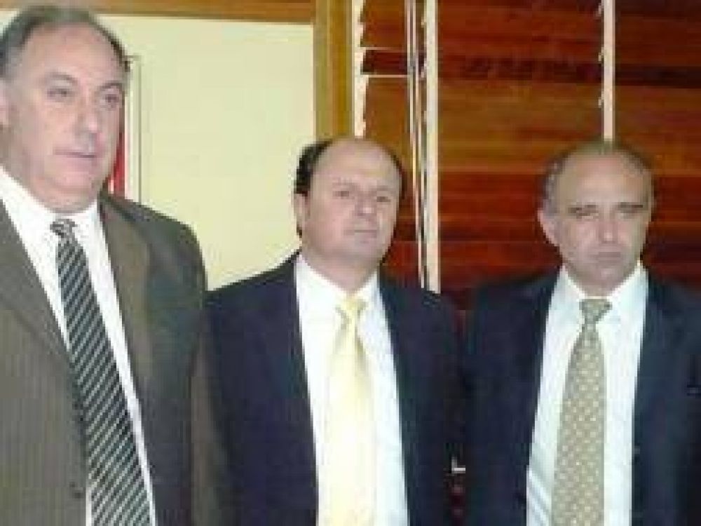 San Pedro: Crisis pol�tica en el partido de gobierno