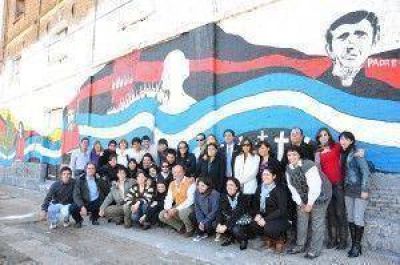 Agrupaciones juveniles realizaron un mural