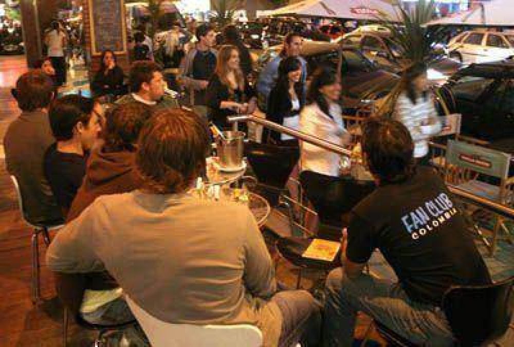 Representante de bares de Alem pide al municipio que se reabra el di�logo