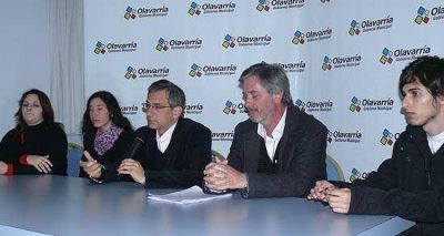 Presentaron una in�dita y pol�mica ordenanza que proh�be fumar dentro de los veh�culos