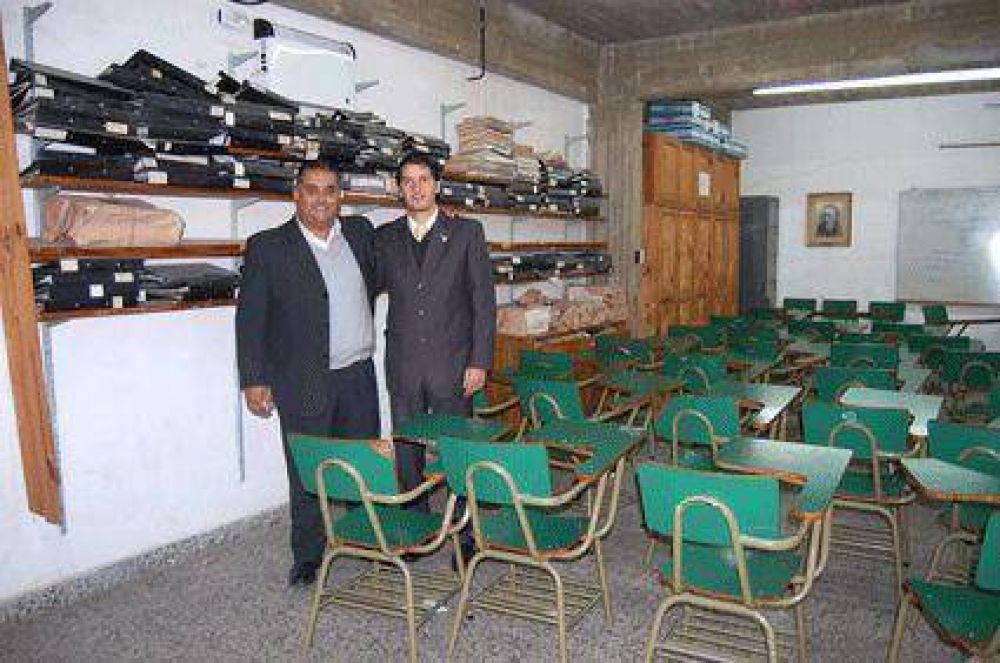 Instalan calefacci�n para 1800 alumnos de una escuela de Pilar