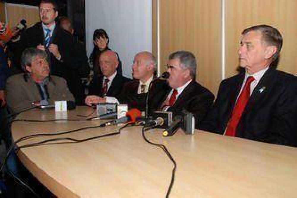  Con los productores en primera fila