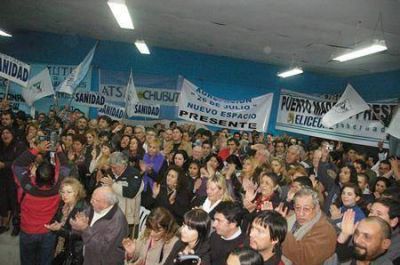 Yauhar llam� a "recuperar la m�stica que supo tener Trelew"