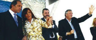 Empresarios cuentan c�mo pagan coimas al Gobierno