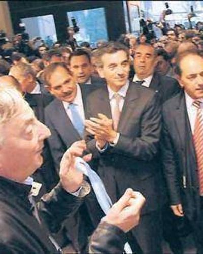 Los gobernadores eluden, por ahora, una f�rmula con Kirchner