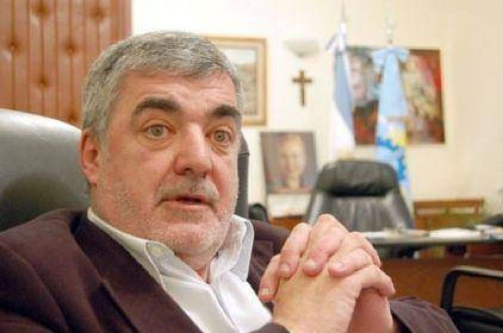 "Los peronistas necesitamos una respuesta p�blica de Reutemann"