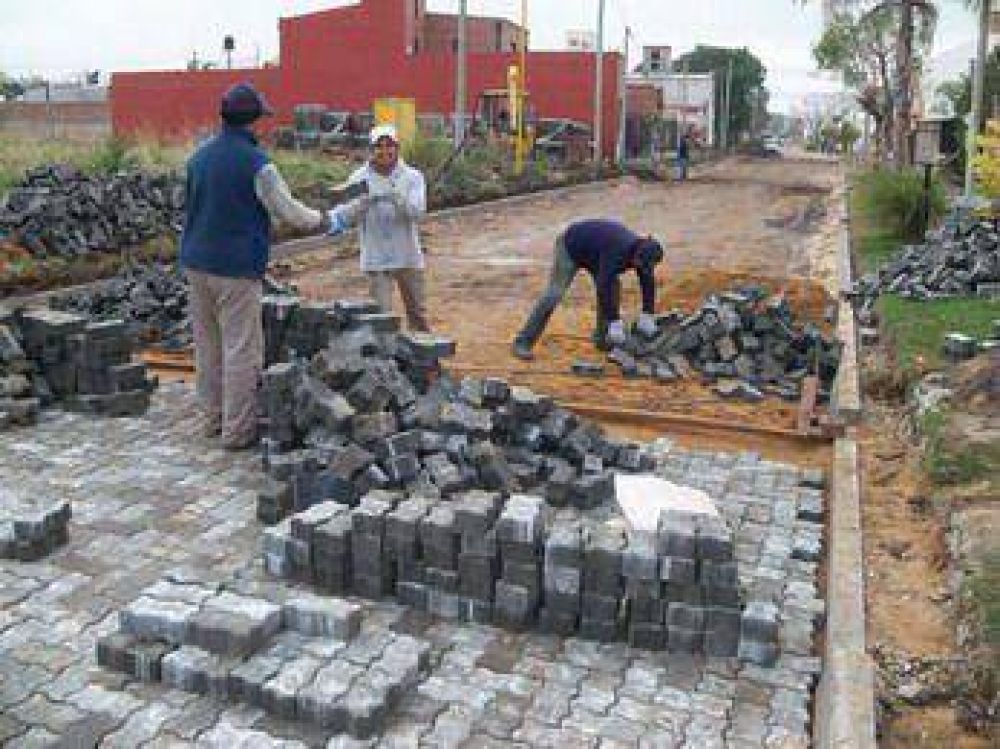 Avanzan obras del plan de pavimentaci�n