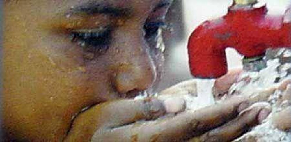 Juez obliga a la Municipalidad de Alberti a suministrar agua potable a colegios