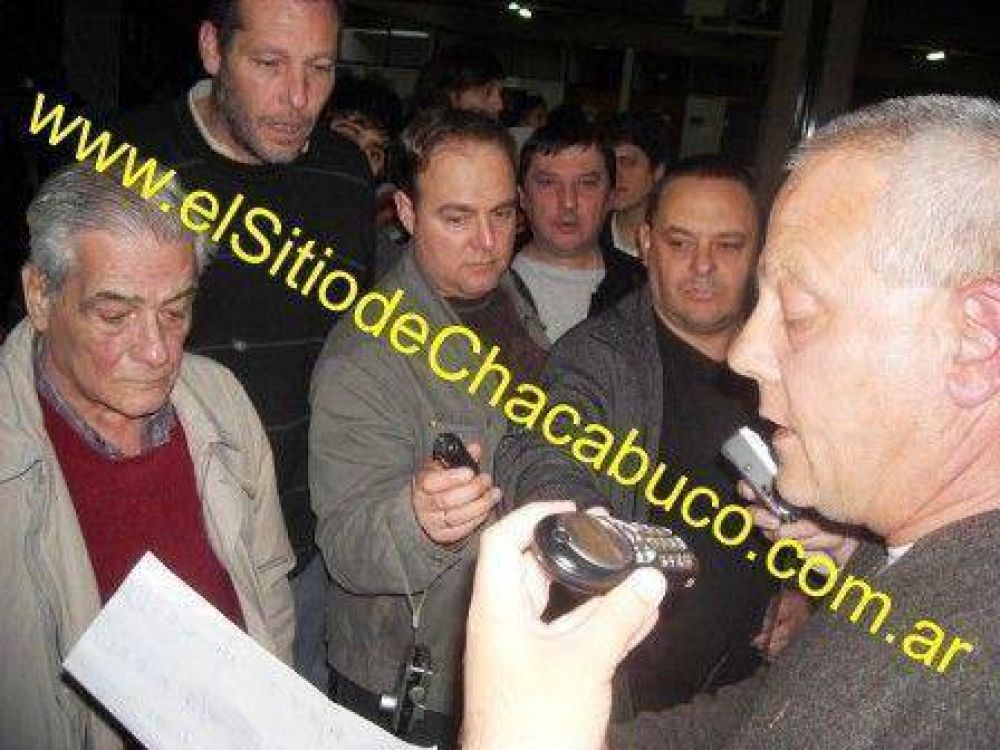 Internas de la UCR: Gan� la Lista 15 de Mariano Camera por 4 votos