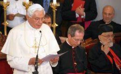El Papa pidi� un esfuerzo "urgente" para evitar "tragedias mayores" en Oriente Medio