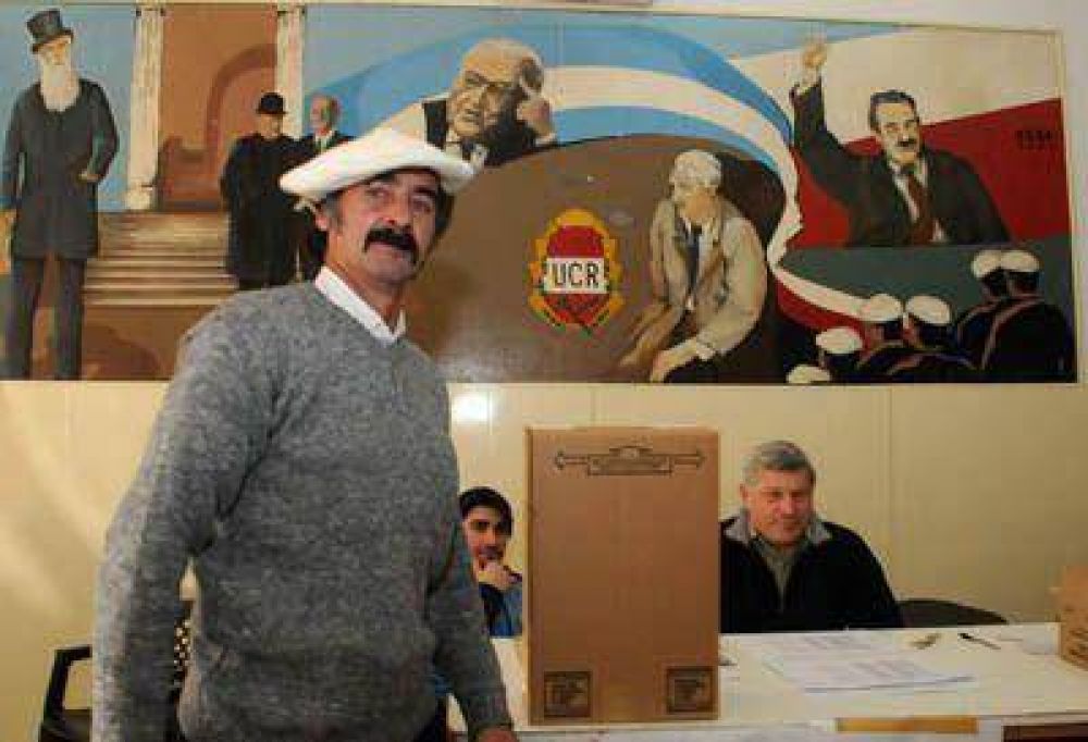 En Mar del Plata se impusieron los candidatos alfonsinistas