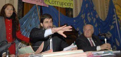 Ganaron los renovadores y Mas V�lez queda al frente del radicalismo porte�o
