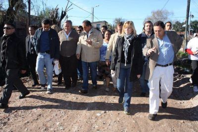 San Miguel - Desarrollo Social Scioli: �Conozco el compromiso de Joaqu�n con San Miguel�