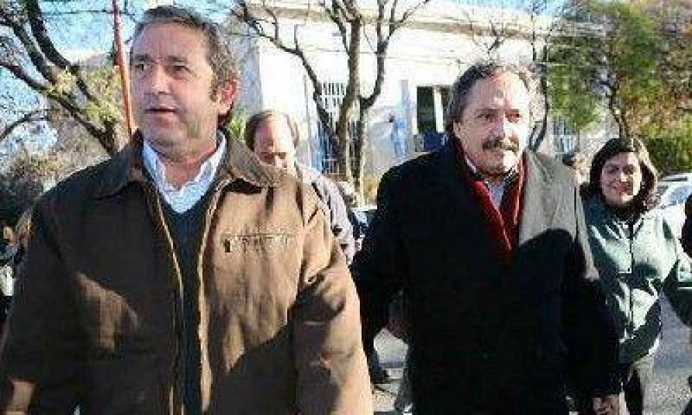 El radicalismo local se divide entre apoyar a Cobos o a Alfons�n